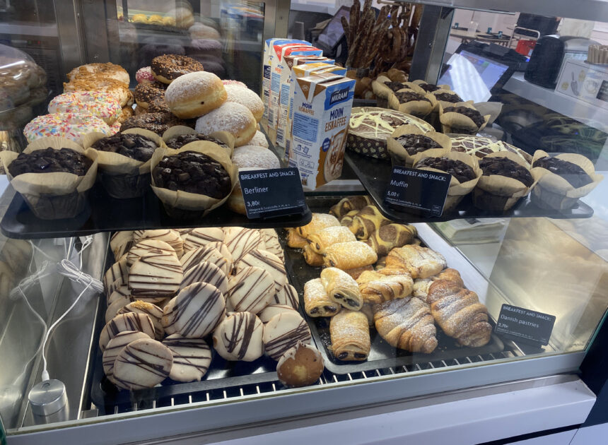 What Everyone Thinks About the New Cafeteria Company 